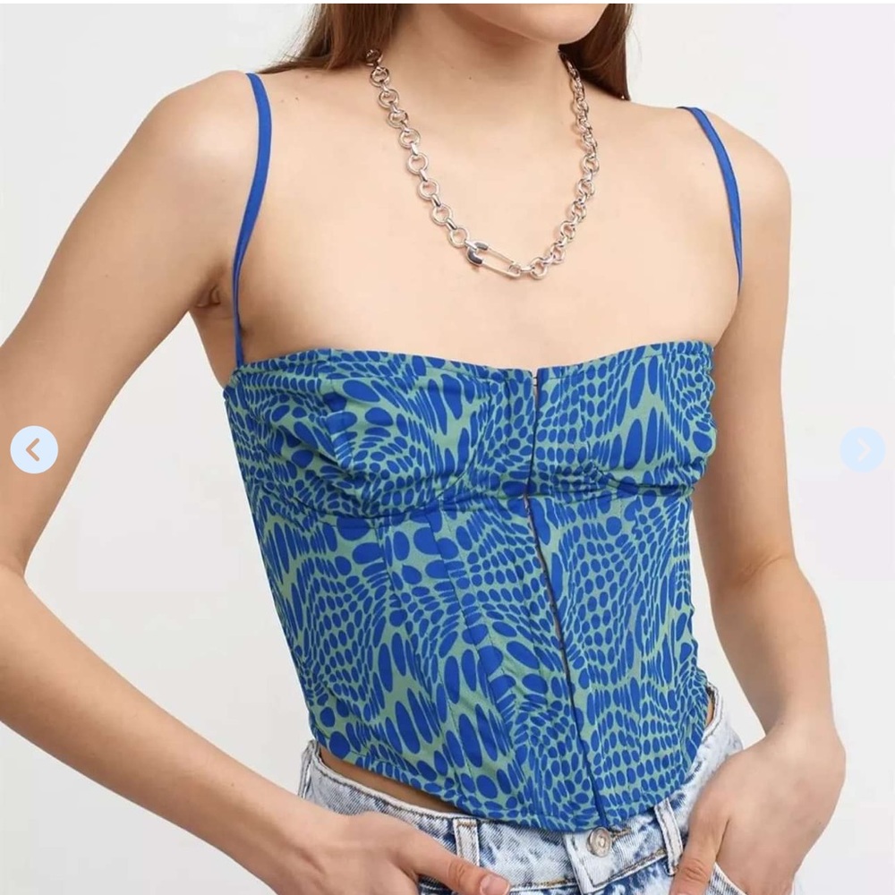 Blue top